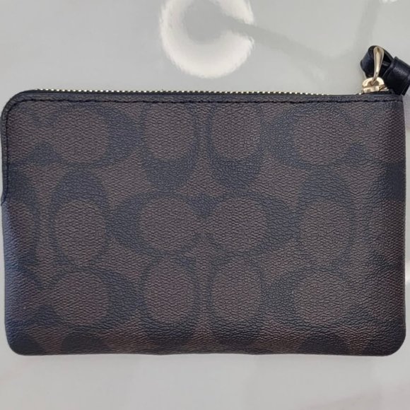 COACH CORNER ZIP WRISTLET IN SIGNATURE CANVAS BLACK/BROWN - Picture 2 of 4